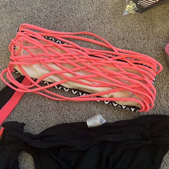 SOLD Mix and match bikini tops and bottoms - Picture 3 of 5